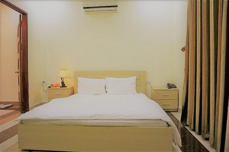 Cpn Apartment & Hotel Haiphong Exterior foto